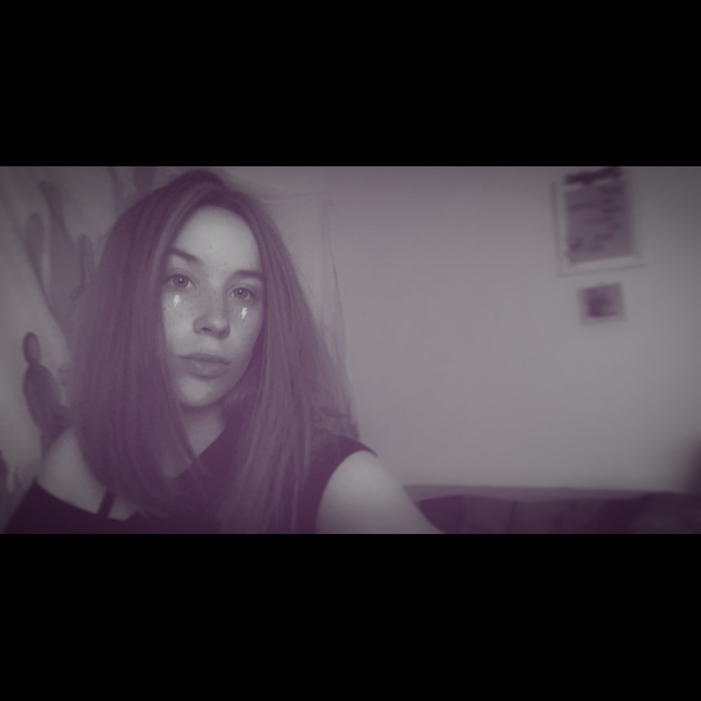 Meet your Posher, Megan